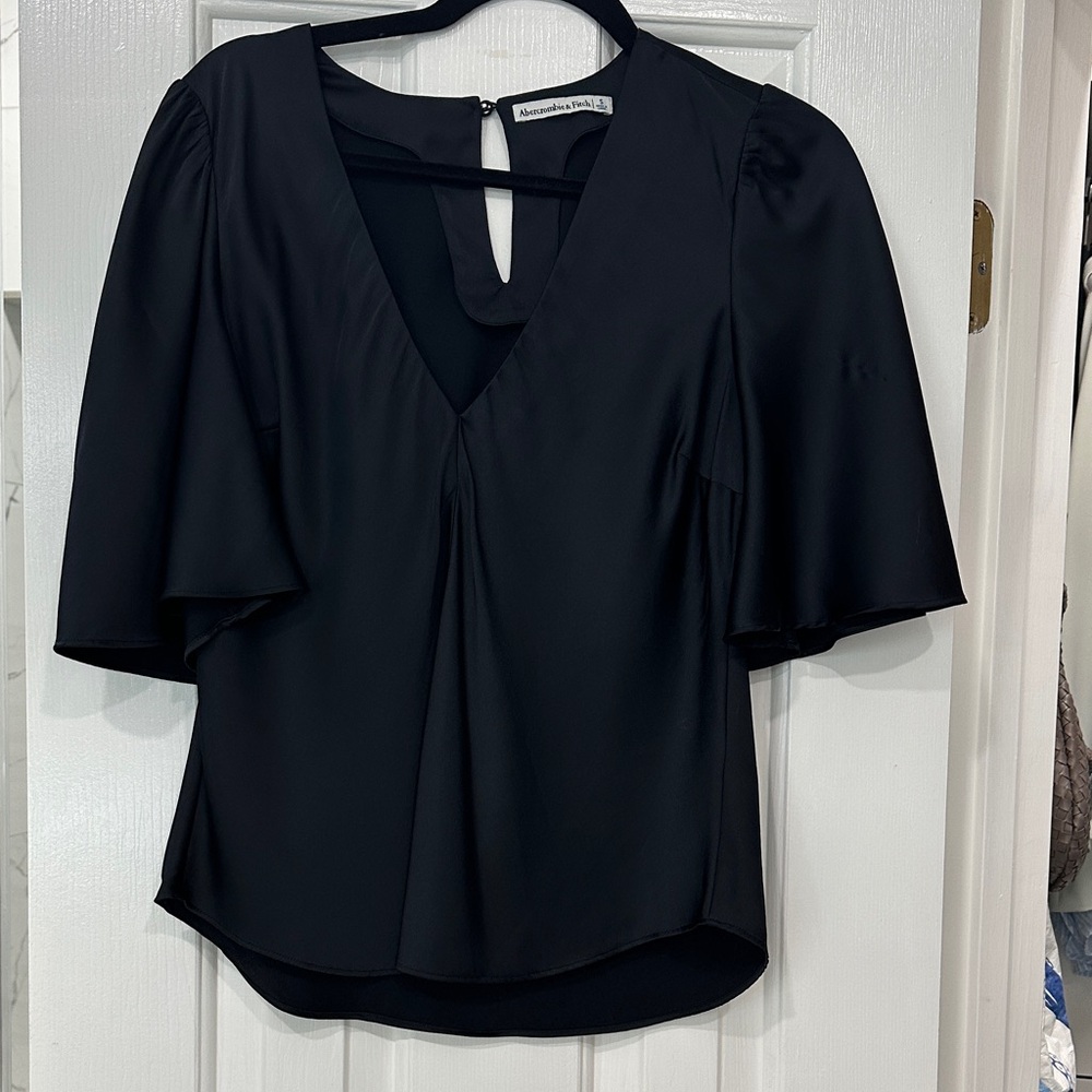 Abercrombie & Fitch Black V-Neck Blouse